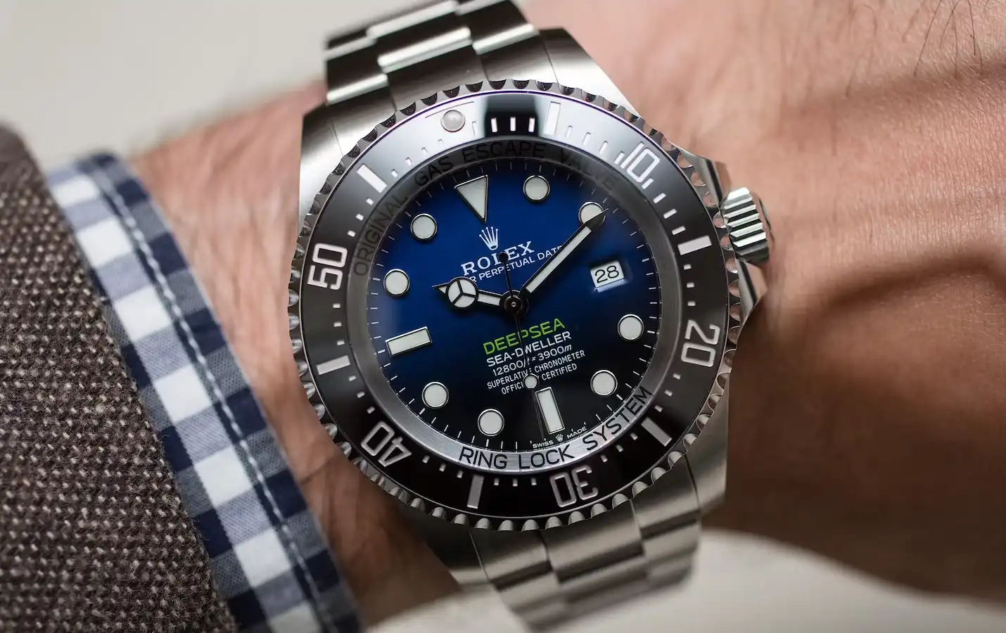 Rolex Sea-Dweller 126660 Watchproject 21 Shop